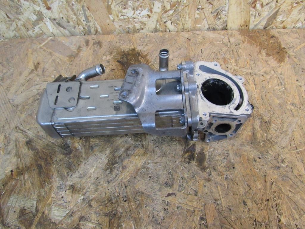 охладитель EGR / Радиатор EGR Mercedes-Benz Sprinter 2 поколение (W906) 2011, 2.2 л., дизель, 6511400075