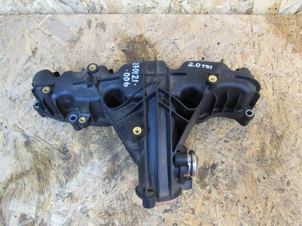 коллектор впускной Audi A4 B8/8K 2010, 03L129711AF