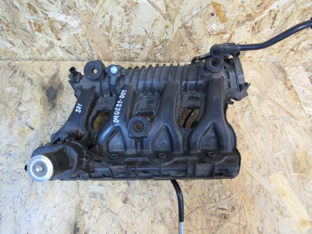 коллектор впускной Mercedes-Benz E-Класс W212/S212/C207/A207 2010, 1.8 л., M 271.860, бензин, 2710903037