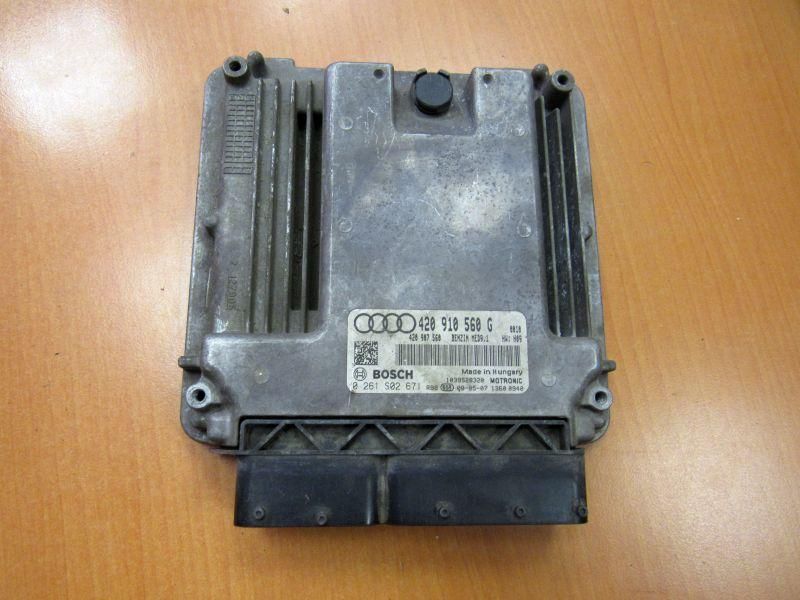 блок управления двигателем Audi R8 42 2007, 420910560G