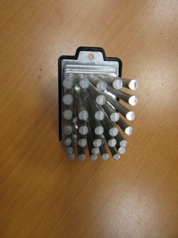 сопротивление печки Audi A6 4B/C5 2000, 4B0820521