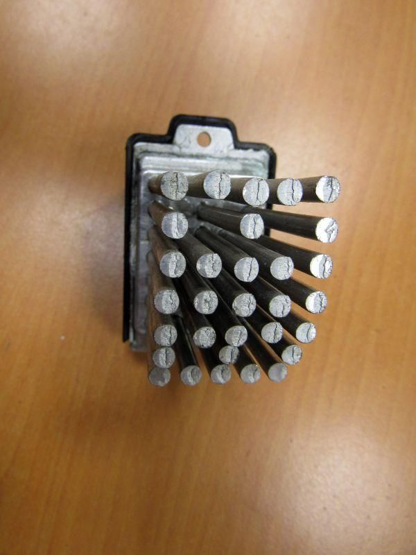 сопротивление печки Audi A6 4B/C5 2000, 4B0820521