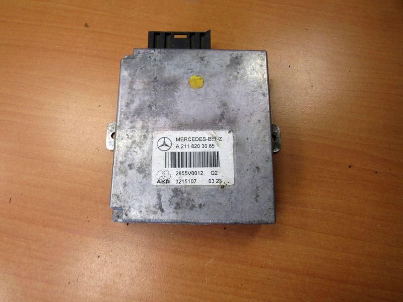 блок управления телефоном Mercedes-Benz E-Класс W211/S211 2005, 2118203085