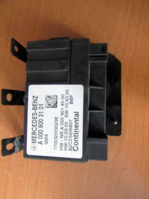 блок управления топливным насосом Mercedes-Benz A-Класс W176 2013, 0009003101