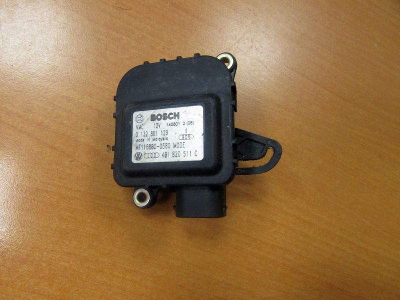 моторчик заслонки печки Audi A6 4B/C5 [рестайлинг] 2001, 4B1820511C