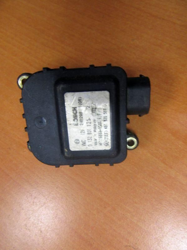 моторчик заслонки печки Audi A6 4B/C5 [рестайлинг] 2001, 4B1820511D