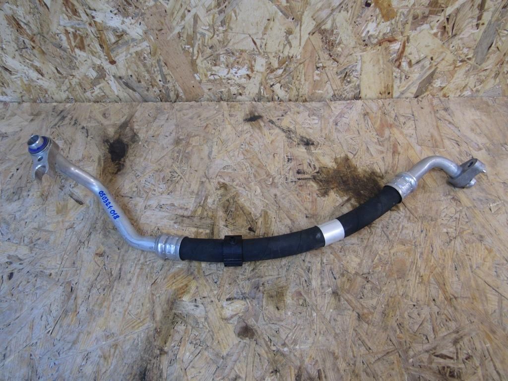 трубка кондиционера Mercedes-Benz E-Класс W213/S213/C238/A238 2017, 2058306401