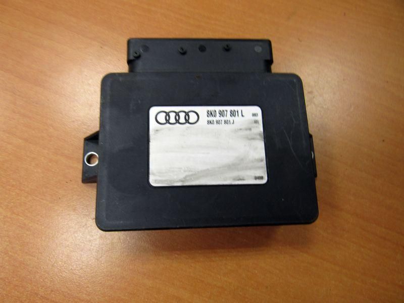 блок управления ручником Audi A4 B8/8K 2010, 8K0907801L