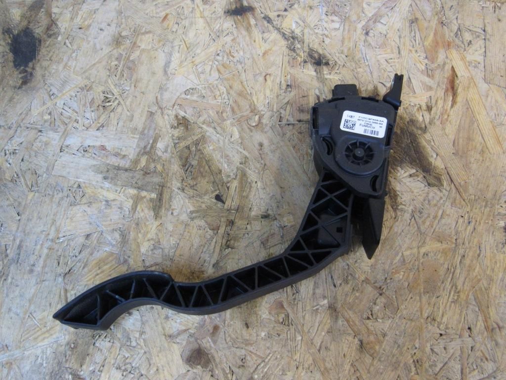 педаль Ford Kuga 2 поколение [рестайлинг] 2018, 1.5 л., бензин, МКПП, F1DC-9F836-AA