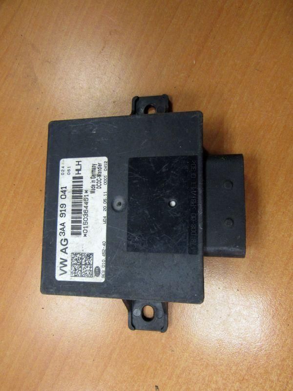 Блок стабилизации напряжения Volkswagen Passat B7 2011, 3AA919041