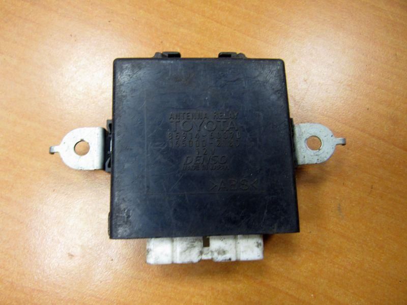 реле (прочие) Toyota Land Cruiser 10 поколение J100 2002, 85914-60070