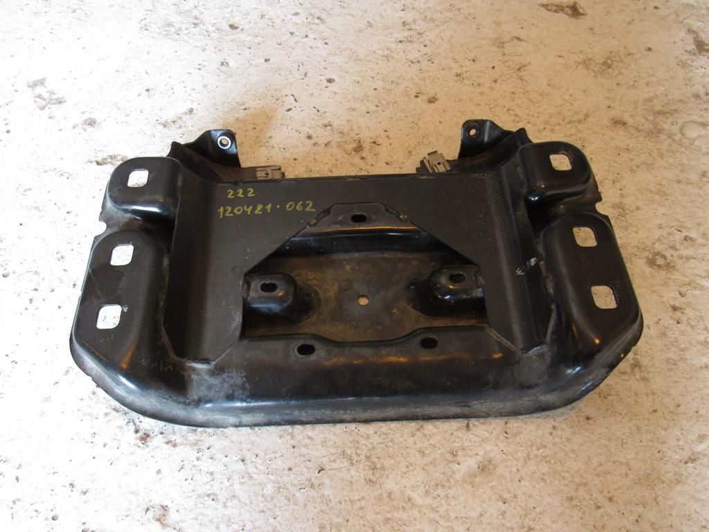 кронштейн КПП Mercedes-Benz S-Класс W222/C217/A217 2013, 2222401800