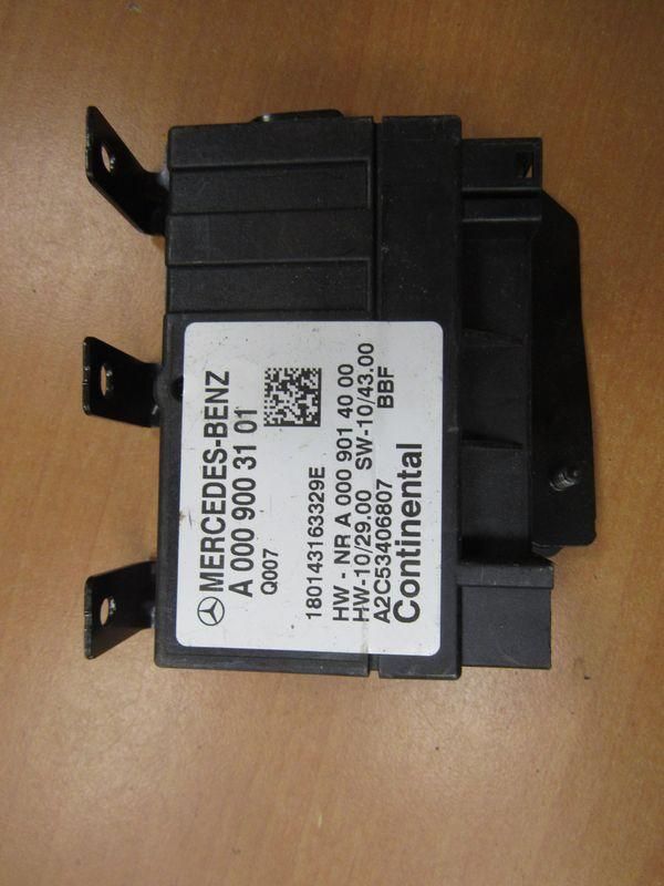 блок управления (другие) Mercedes-Benz E-Класс W212/S212/C207/A207 2012, 0009003101