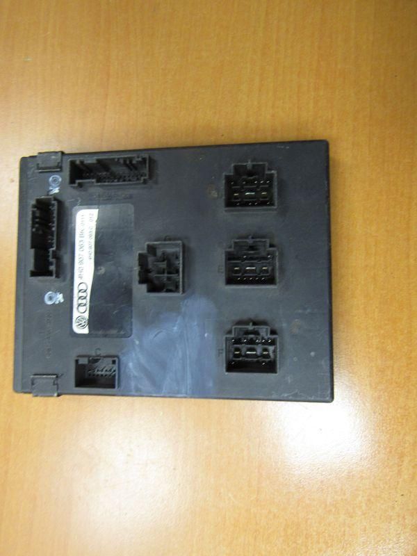 Блок управления BCM (Body Control Module) Audi A8 D4/4H 2012, 4H0907063BK