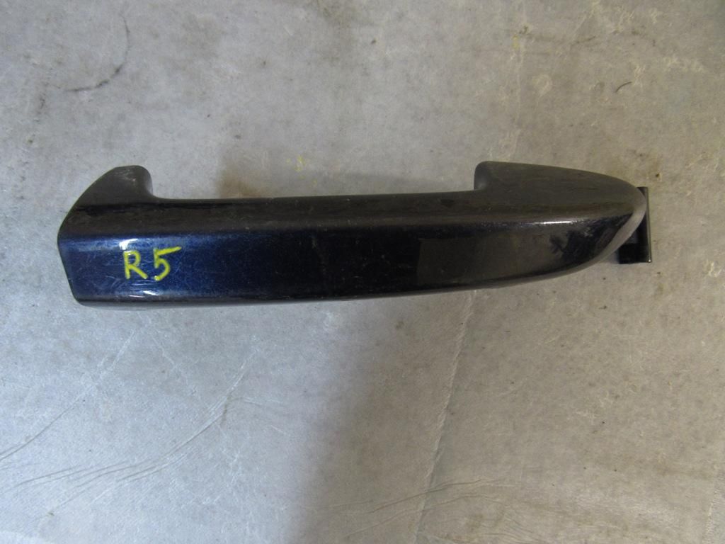ручка наружная задняя правая Volkswagen Passat B7 2011, 3C0837206