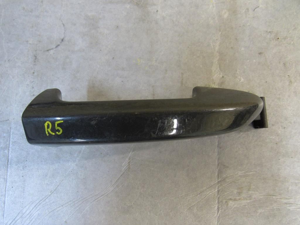 ручка наружная задняя правая Volkswagen Passat B7 2011, 3C0837206