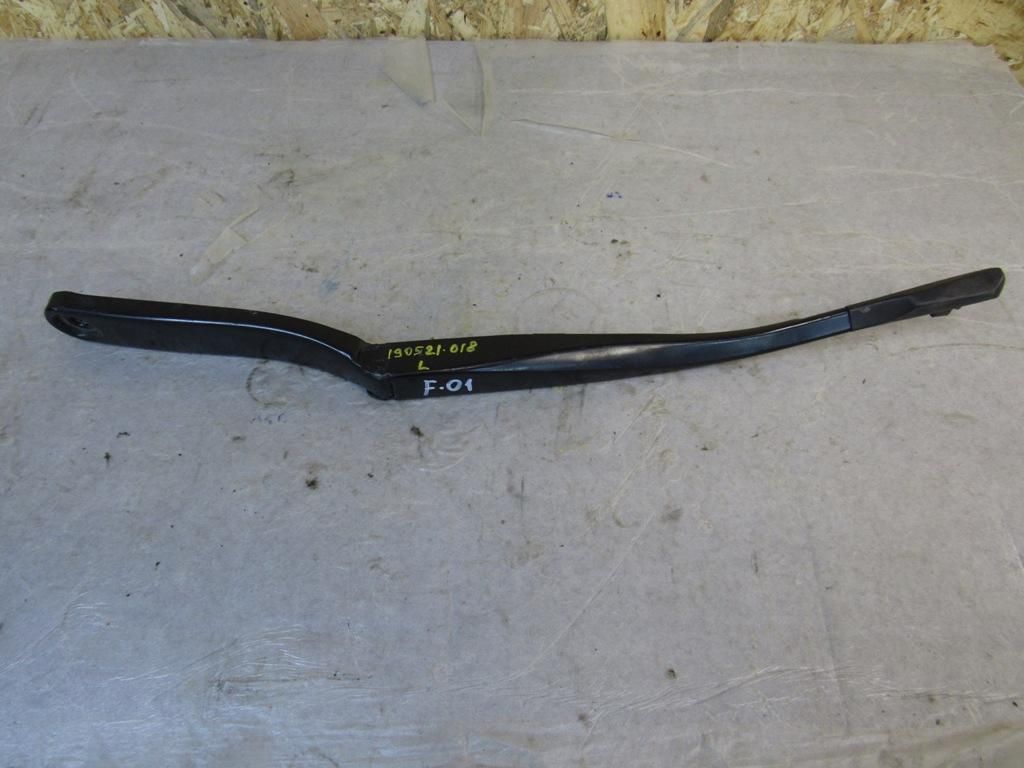 щеткодержатель (поводок стеклоочистителя, дворник) BMW 7 серия F01/F02 2012, 7182459