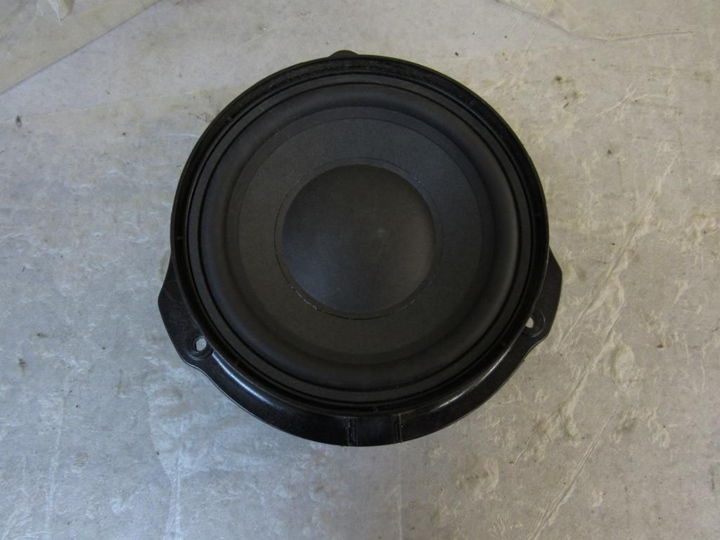 динамик двери Mercedes-Benz GL-Класс X166 2012, 1668202002