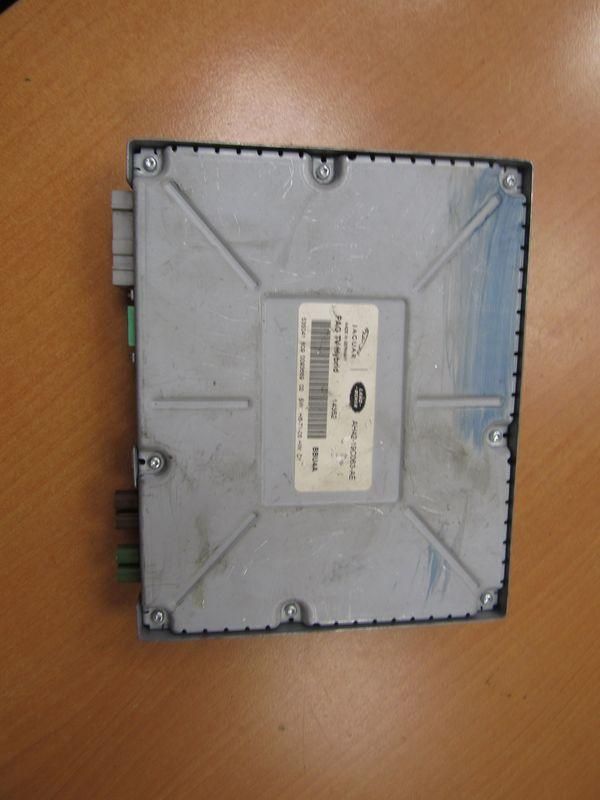 DAB - тюнер Land Rover Range Rover 4 поколение 2012, AH42-19C063-AE