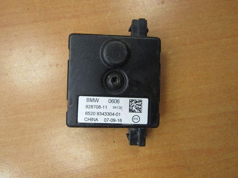 усилитель антенны BMW X5 F15 2013, 9343304