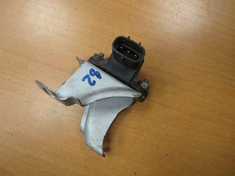 блок управления вентилятором (реле) Toyota RAV4 2 поколение (XA20) 2002, 89441-60010