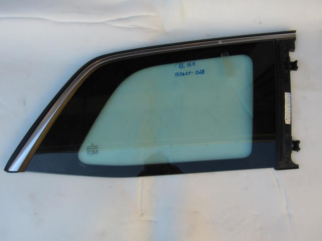 стекло кузовное боковое правое Mercedes-Benz GL-Класс X166 2012, 1666700150