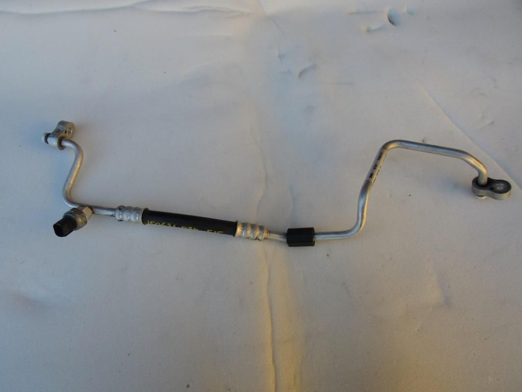 трубка кондиционера BMW X5 F15 2013, 3.0 л., N57 D30 B, дизель, АКПП, внедорожник 5 дв., 6842308