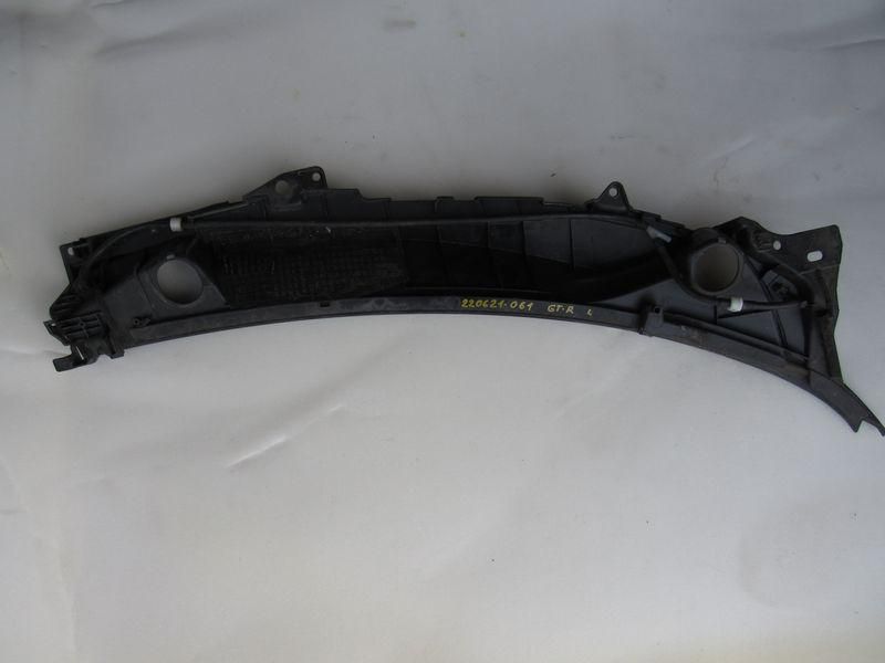 дождевик Nissan GT-R R35 2008, 66863JF30A