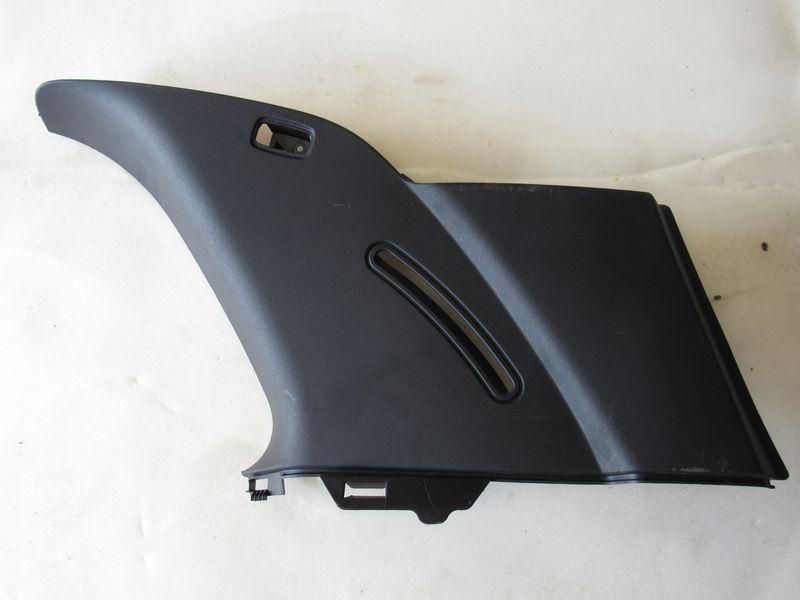 обшивка стойки Mercedes-Benz GL-Класс X166 2016, 1666906000