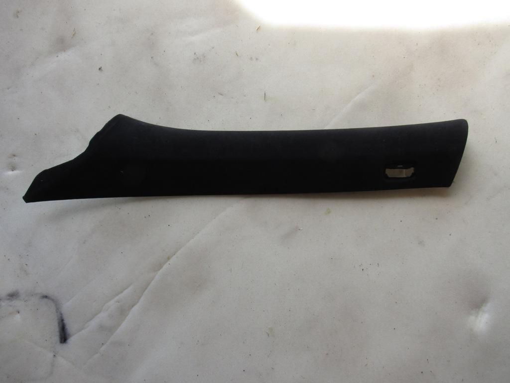 обшивка стойки Mercedes-Benz GL-Класс X166 2016, 1666901325
