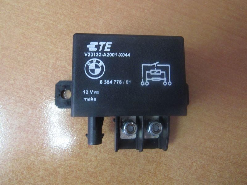 реле втягивающее стартера BMW 7 серия G11/G12 2015, 6844045