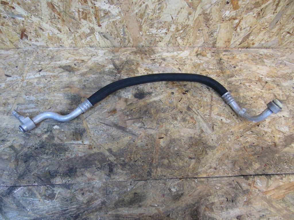 трубка кондиционера Mercedes-Benz GL-Класс X166 2015, 1668301415