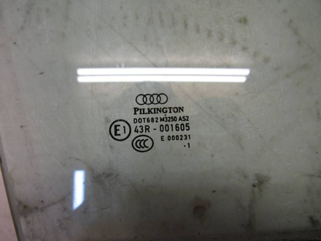 стекло двери передней правой Audi Q7 4L [рестайлинг] 2012