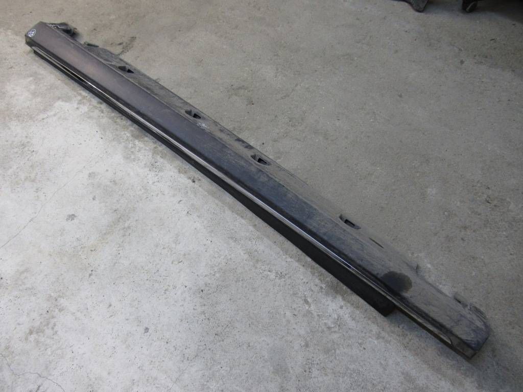 накладка на порог Mercedes-Benz M-Класс W166 2015, 1666980054