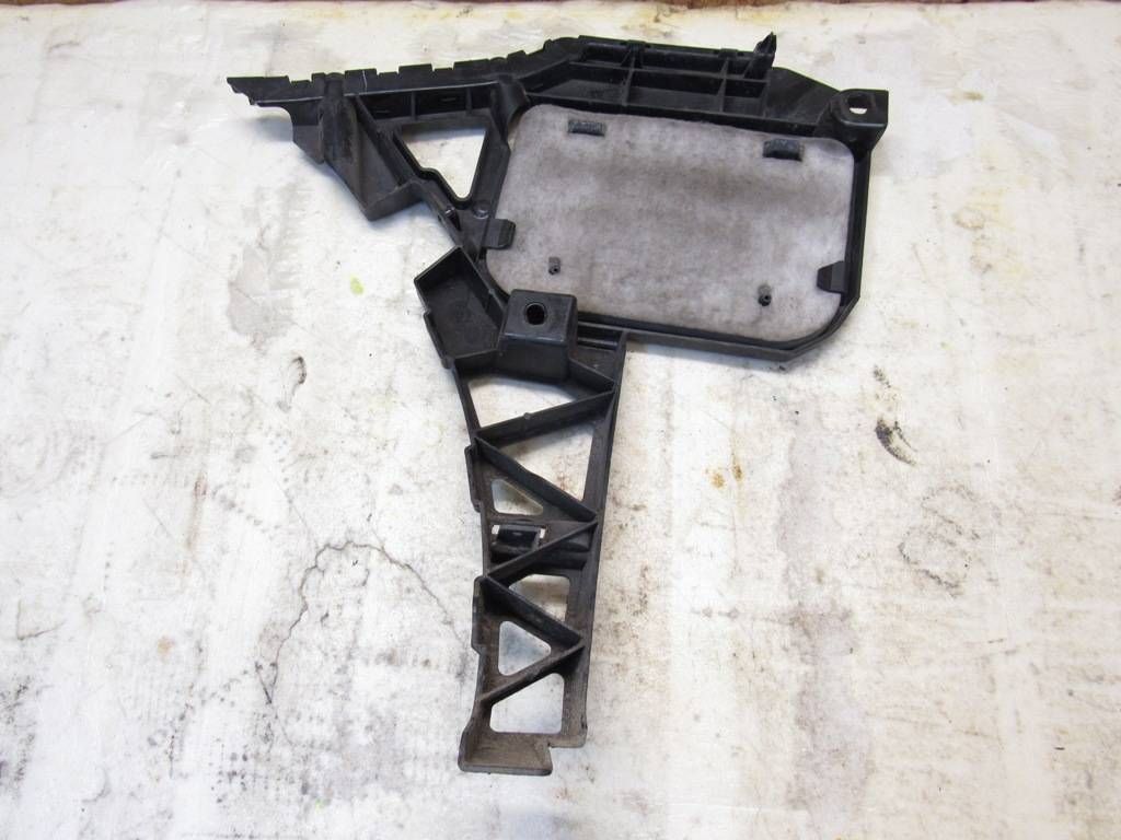 Крепление бампера заднего Mercedes-Benz M-Класс W166 2015, 1668851221