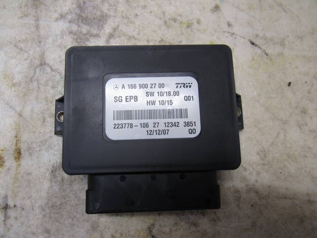 блок управления ручником Mercedes-Benz GL-Класс X166 2016, 1669002700