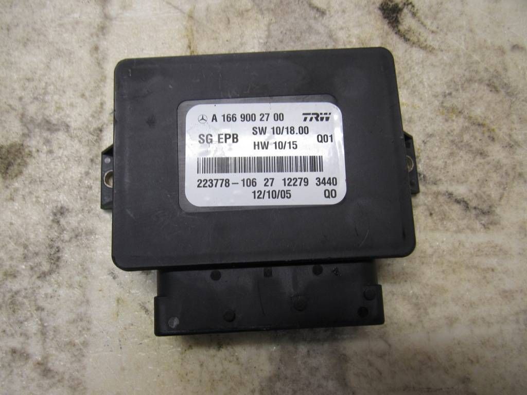 блок управления ручником Mercedes-Benz M-Класс W166 2015, 1669002700