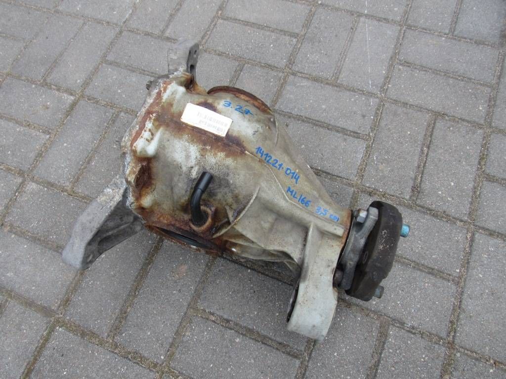 редуктор заднего моста Mercedes-Benz M-Класс W166 2015, 1663502714