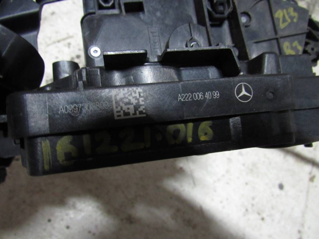 замок двери задней правой Mercedes-Benz E-Класс W213/S213/C238/A238 2018, 2220064099