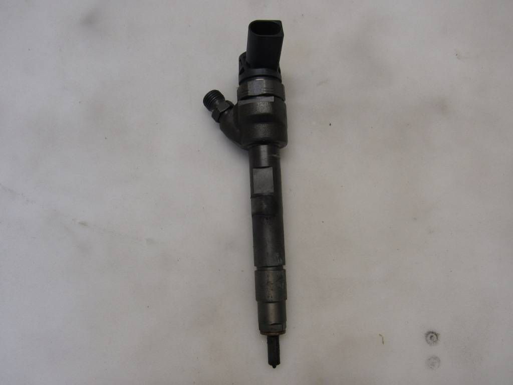 форсунка BMW X5 F15 2016, 2.0 л., дизель, 7810702