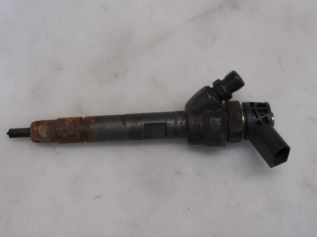 форсунка BMW X5 F15 2016, 2.0 л., дизель, 7810702