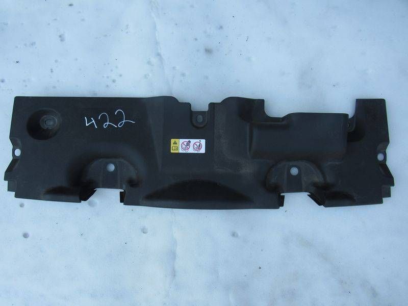 накладка (воздуховод) на телевизор Toyota RAV4 5 поколение (XA50) 2020, 16681-25020