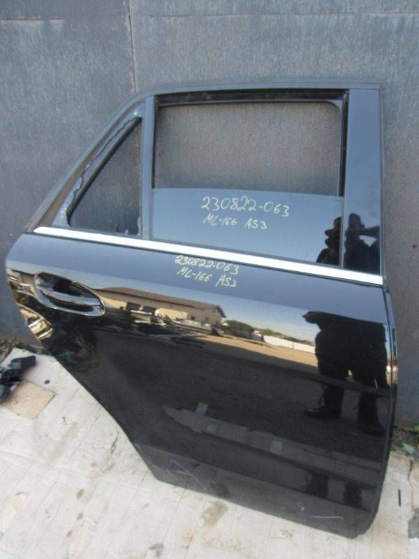 дверь задняя правая Mercedes-Benz M-Класс W166 2014