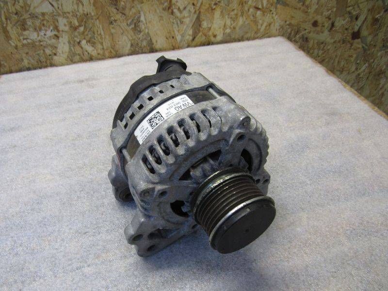генератор Volkswagen Tiguan 2 поколение 2016, 2.0 л., дизель, 03L903024