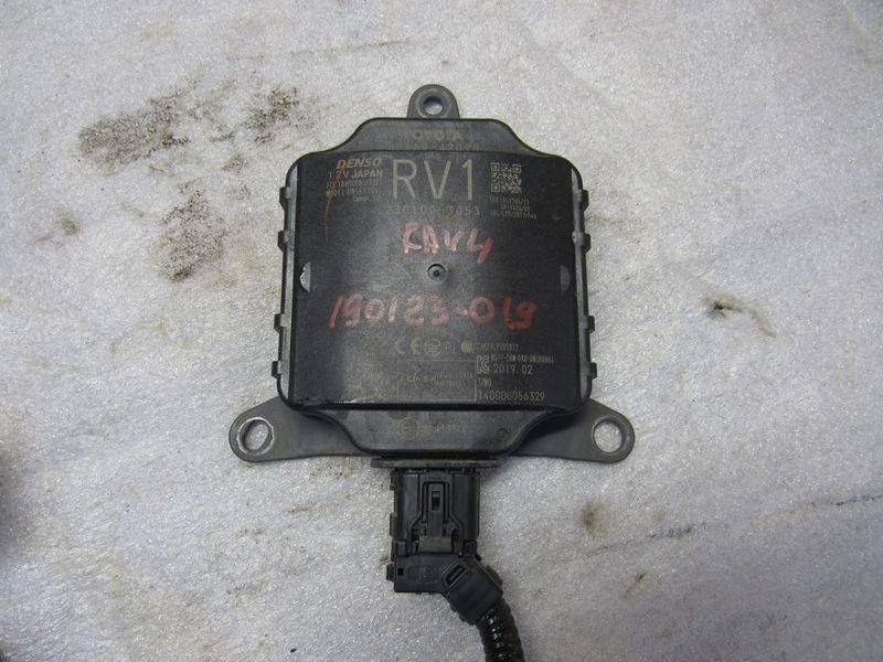датчик мертвых (слепых) зон Toyota RAV4 5 поколение (XA50) 2020, 2.5 л., гибрид, 230100-3053