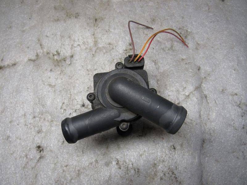 насос антифриза дополнительный Audi A4 B8/8K 2008, 2.0 л., дизель, 03L965561