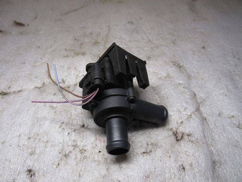 насос антифриза дополнительный Audi A4 B8/8K 2008, 8K0965561A