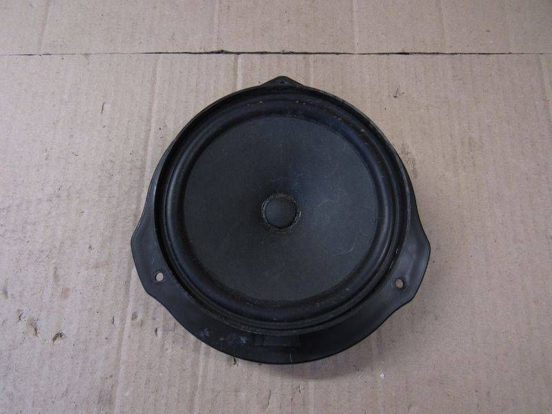 динамик Mercedes-Benz C-Класс W204/S204 2008, 2049062401