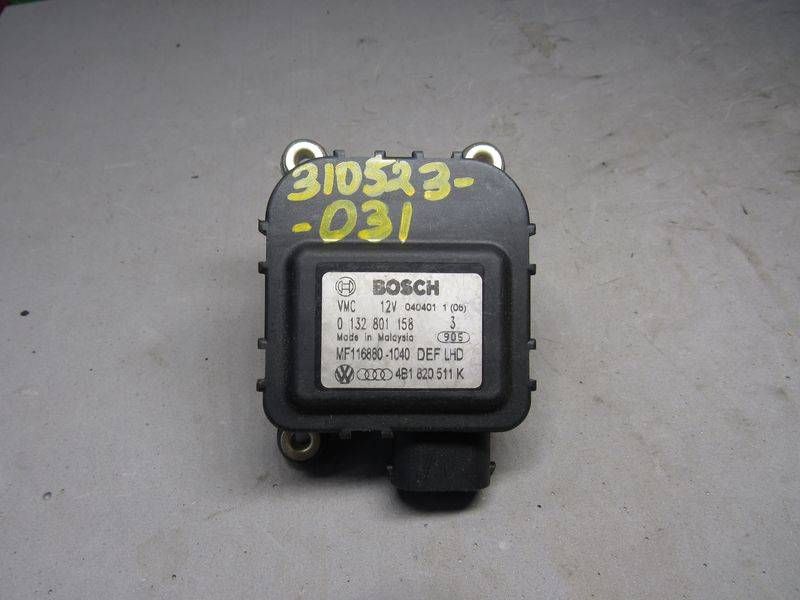 моторчик заслонки печки Audi A6 4B/C5 2000, 4B1820511K