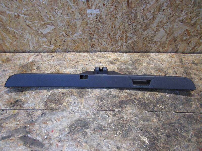 накладка двери (крышки) багажника Mercedes-Benz M-Класс W166 2012, 1667400272